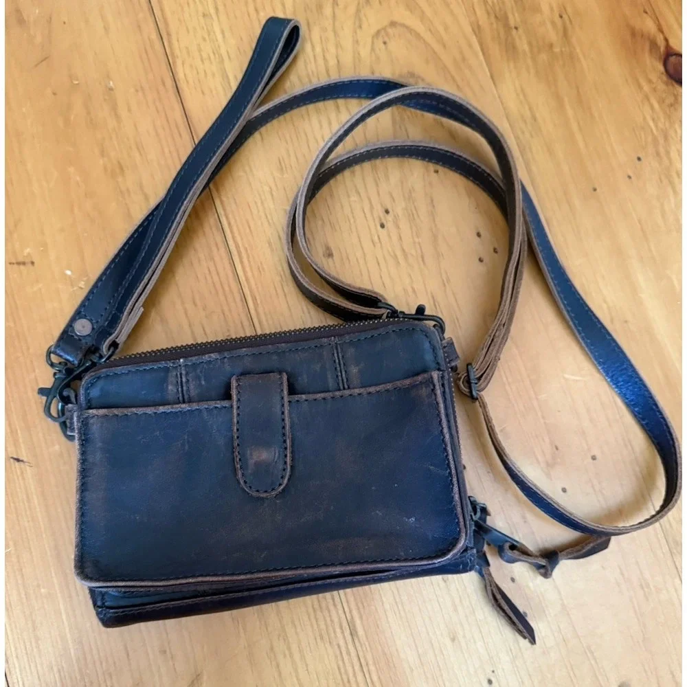 STS Ranchwear Distressed Brown Leather Wallet/Purse Crossbody Or Wristlet - Picture 2 of 14